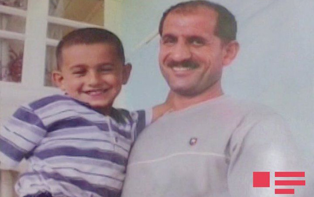 Arvadını yatdığı yerdə öldürdü, uşaqlarının başını çəkiclə əzdi - Dəhşətli qətlin təfərrüatı