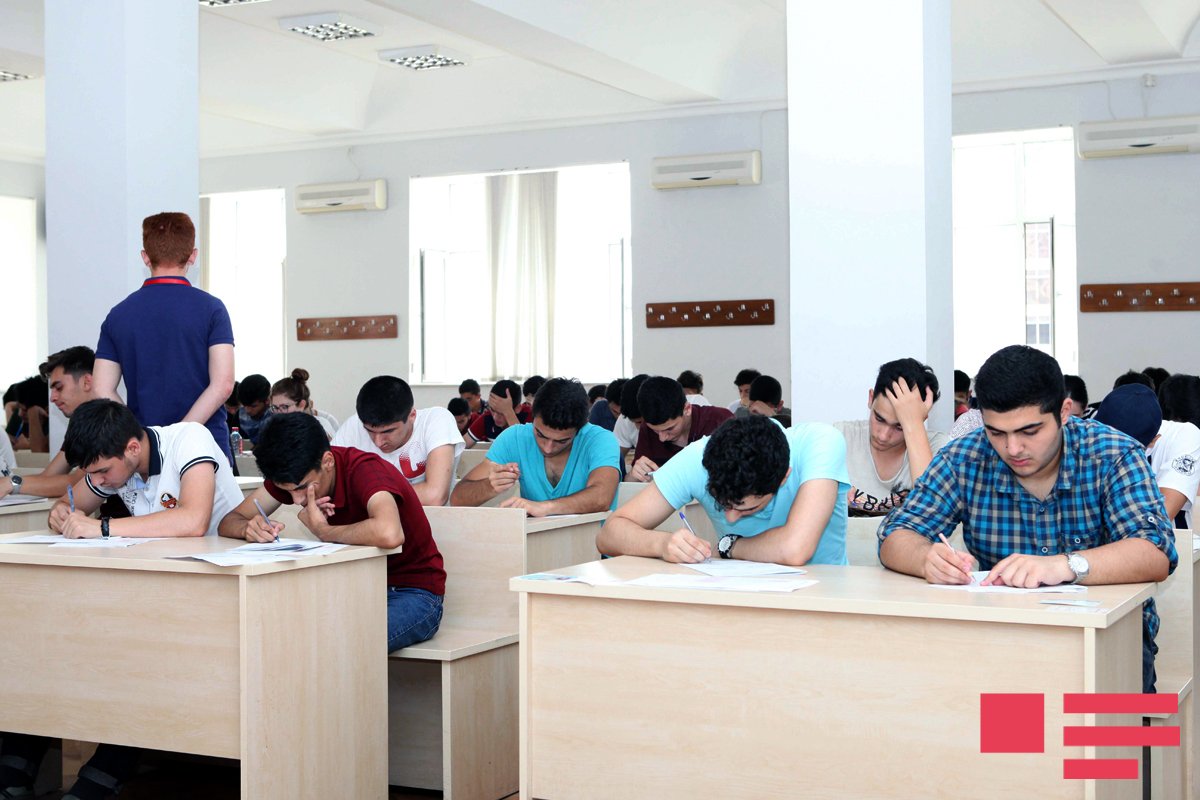 Bu il imtahan verən abituriyentlərin 50 faizdən çoxu... - Nazirlik açıqladı