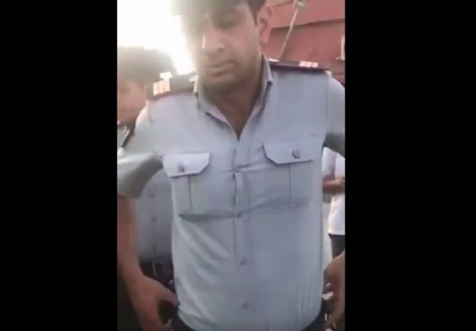 Yol polisindən sürücüyə: "102 kimdir, burada əmri mən verirəm" – VİDEO