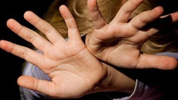 Şirvanda üç uşaq atası 9 yaşlı qızı zorladı – 10 manat borca görə