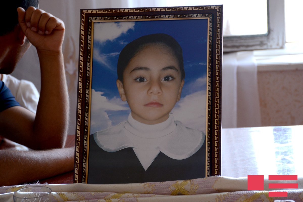 İt dişlədiyi üçün ölən 5 yaşlı Zeynəbin həkimi cəzalandırıldı - Araşdırma başlayıb