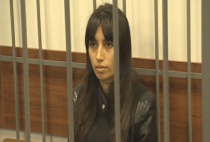 2 yaşlı uşağı öldürən azərbaycanlı qadına 12 il həbs - Qandonduran cinayət