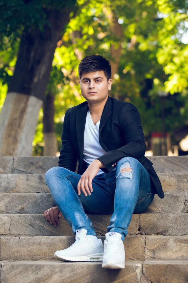 “Ruhların köməyi ilə insan həyatını 70-80 faiz dəyişirəm” – Ekstrasens Aqil Məhərrəmov