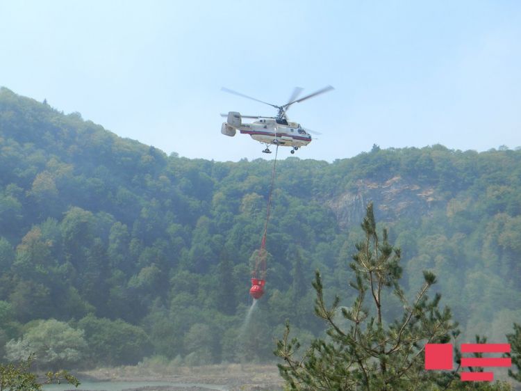 Azərbaycan Gürcüstana yenidən helikopter gondərdi - Yanğına görə