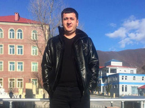 Şəkidə televiziya əməkdaşı qəzaya düşdü
