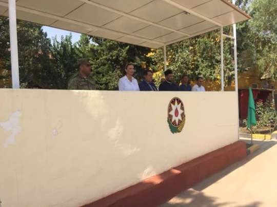 Qənirə Paşayeva  Qurban bayramını ön cəbhədə əsgərlərimizlə birlikdə qeyd etdi