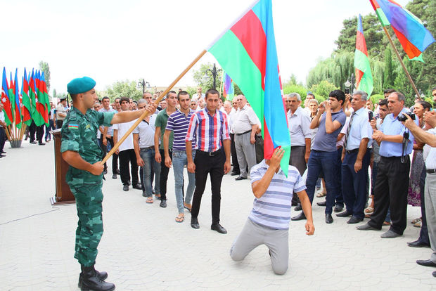 Hərbi xidmətə çağırışla bağlı sərəncam imzalandı