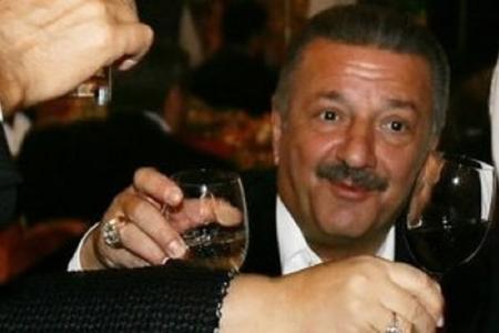 İsmayılovlar ailəsi “Russkiy Standard” arağından və “Hennesy” konyakından imtina edir...