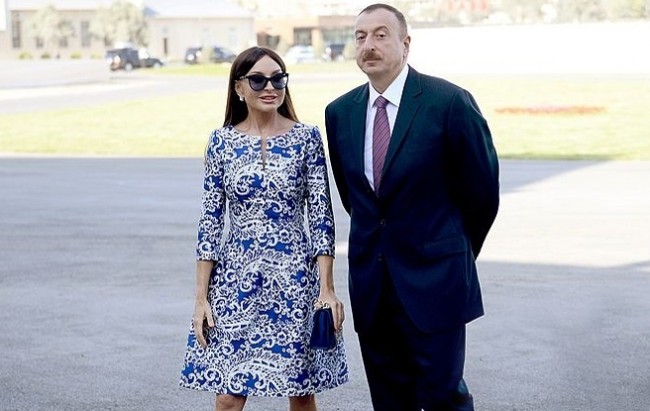 Prezident və xanımı 20 nömrəli məktəbin açılışında
