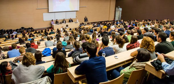Azərbaycanda bu universitetin tələbələrinə diplom verilməyəcək