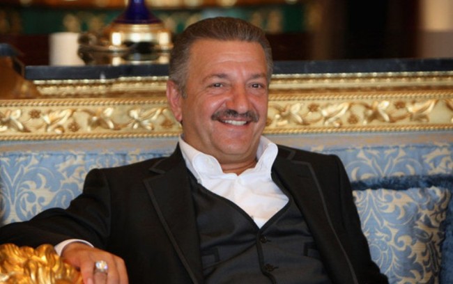 Telman İsmayılovun oğlu birgə yaşadığı qadını küçəyə atdı - 2 uşağıyla kilsəyə sığınıb...