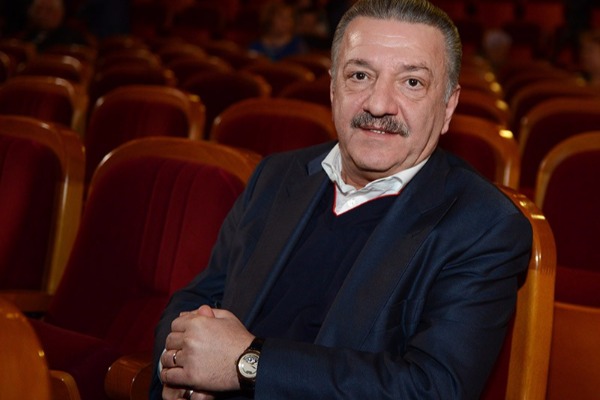 Telman İsmayılovun oteli rezervasiyanı dayandırıb, işçilər maaşını ala bilmir