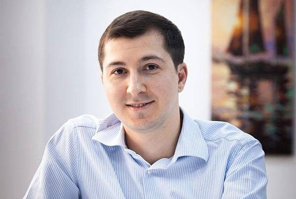 Rüfət Aslanlının müşaviri işdən çıxdı