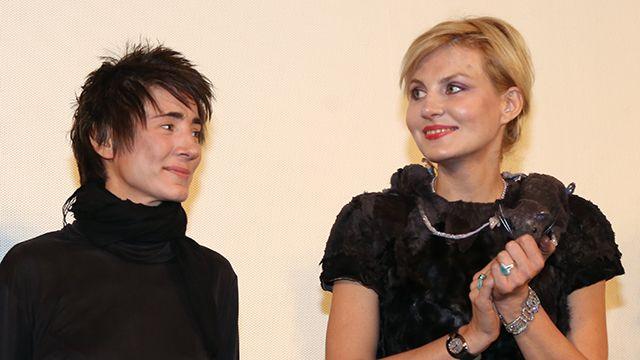 Zemfira həmcinsi ilə evləndi