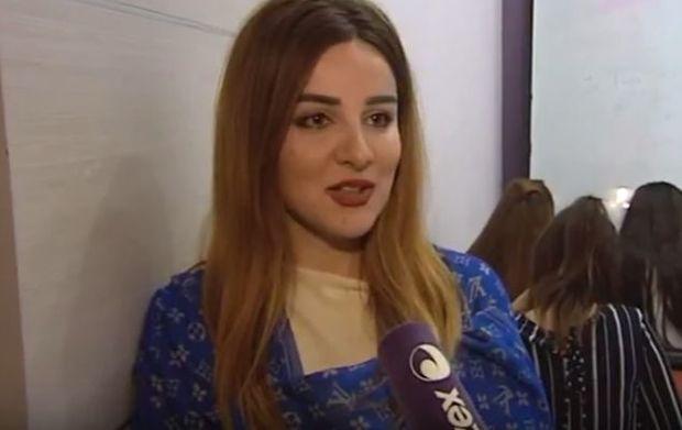 Bakıda müəllimə 50 qəpiyə fransız dili öyrədir
