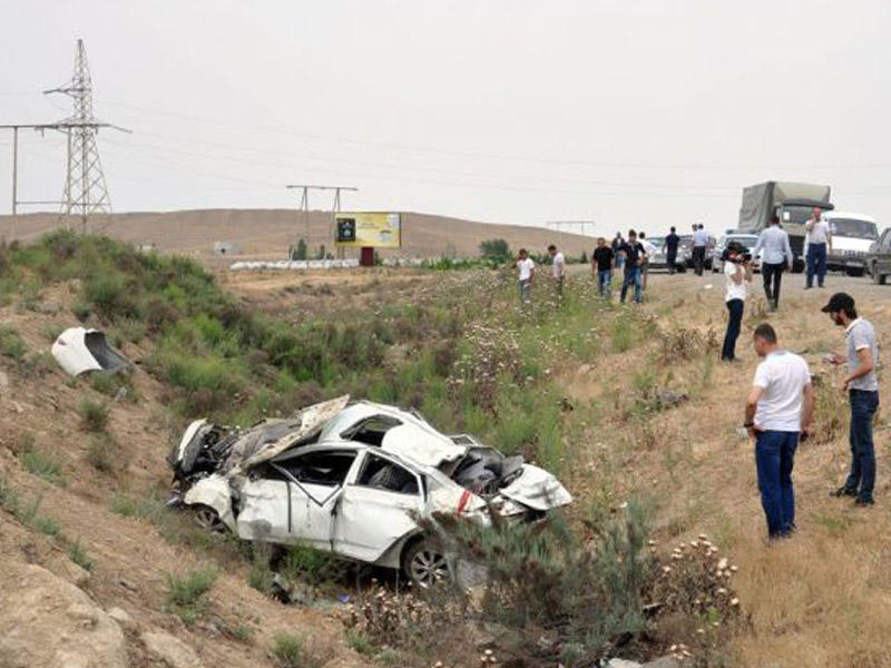 Tərtərdə məktəb direktorları yol qəzasına düşdü