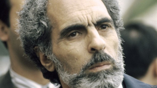Elçibəyin qardaşı vəfat etdi