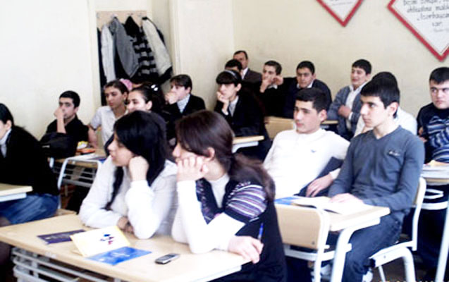 Məktəblərə təyin olunan yeni direktorların - Adları