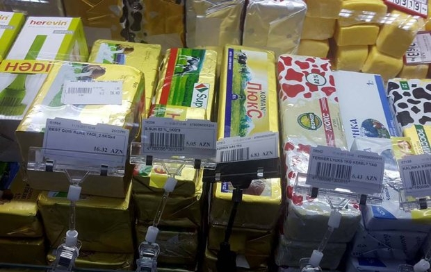 Azərbaycanda kərə yağı 22 manata satılır - camaat yenidən marqarinə keçir