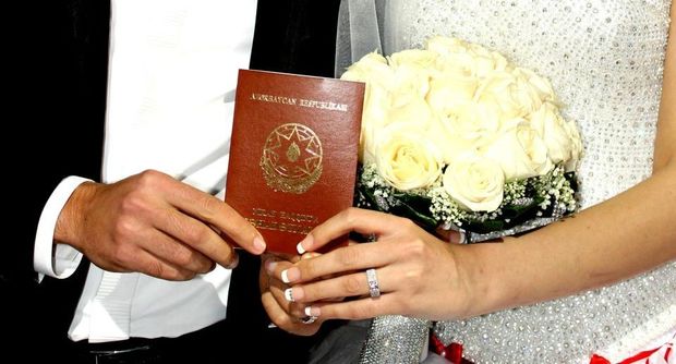 " Hotellərin nikah kağızı tələb etməsi qanunsuzdur" - Nazir müavini