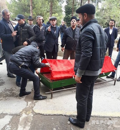 Bakıda 2-ci sinifdə oxuyan uşaq əməliyyat masasında öldü - FOTO