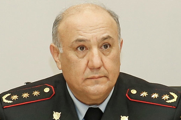 Vaqif Əsədov: “Sərxoş sürücüləri necə müəyyən ediriksə, söhbət edənləri də elə müəyyən edəcəyik”