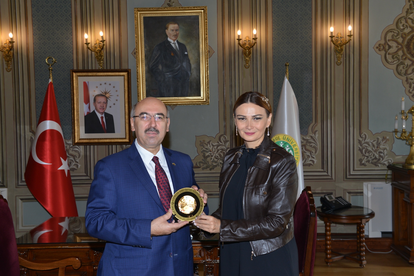 Qənirə Paşayeva İstanbul universitetinin rektoru ilə Qarabağdan danışdı