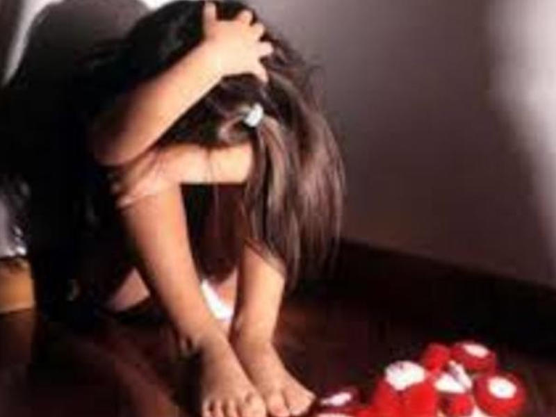 Azyaşlı qıza narkotik verib təcavüz etdilər, görüntülərini sosial şəbəkədə paylaşdılar