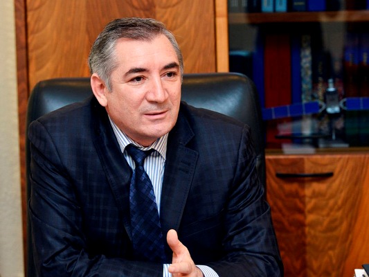 "Bəzi aparıcılarımız ibrət götürməyə başlayıblar" - Nüşirəvan Məhərrəmli