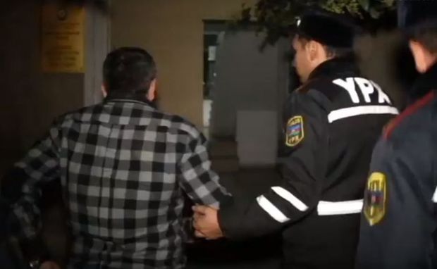 Bakıda “AA” seriyalı avtomobilin sürücüsü sərxoş halda saxlanıldı – VİDEO