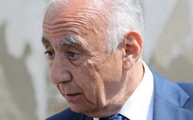 Abutalıbovun səlahiyyətləri niyə "iflic" edilir? - İlin sonuna kimi postu ilə vidalaşa bilər