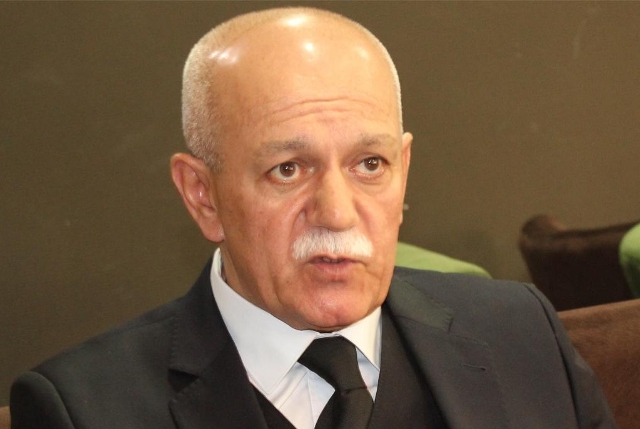 “Bakı küçələrində elə adamlar dilənir ki, villaları belə var” - Sabiq polis rəisi