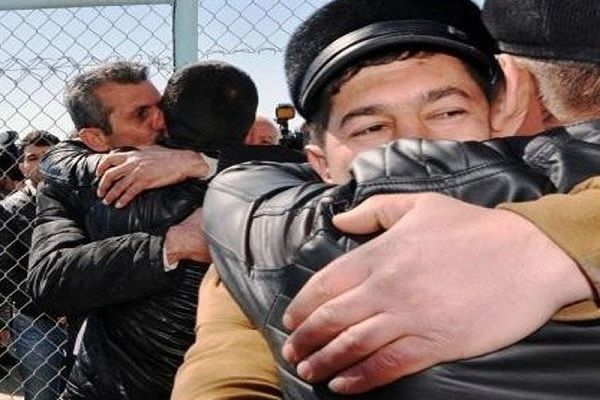 "Ayın sonunda əfvin olacağını gözləyirik" - Deputat