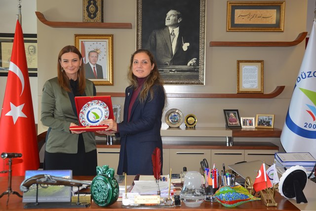 Qənirə Paşayevanın təklifi Düzce Universitetində dəstəkləndi