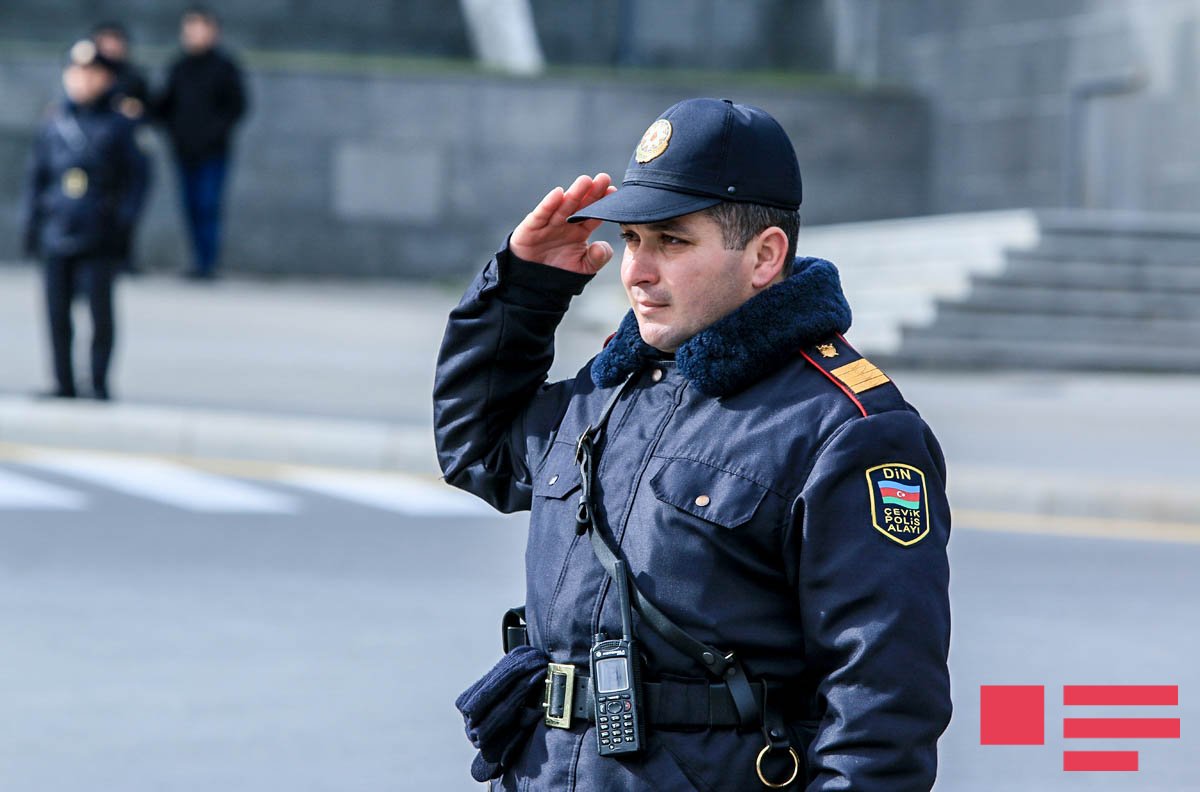 Azərbaycanda polislərə əlavə hüquqlar verildi - Qanunda dəyişiklik