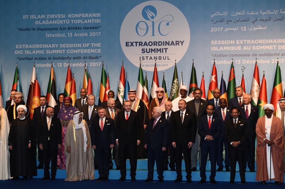 İstanbulda Qüds məsələsi ilə bağlı fövqəladə Sammit başladı