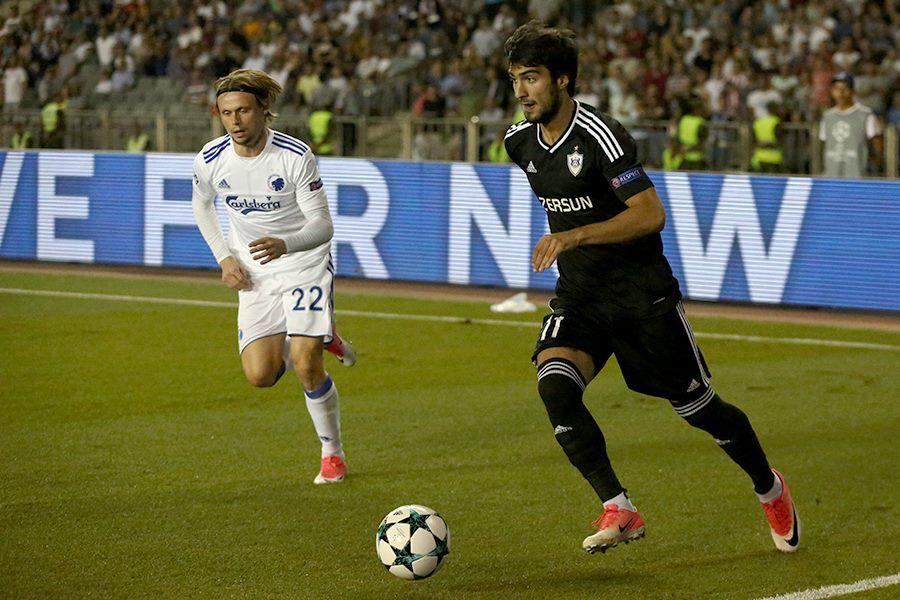 Mahir Mədətov “Beşiktaş”la müqavilə imzaladı - Foto