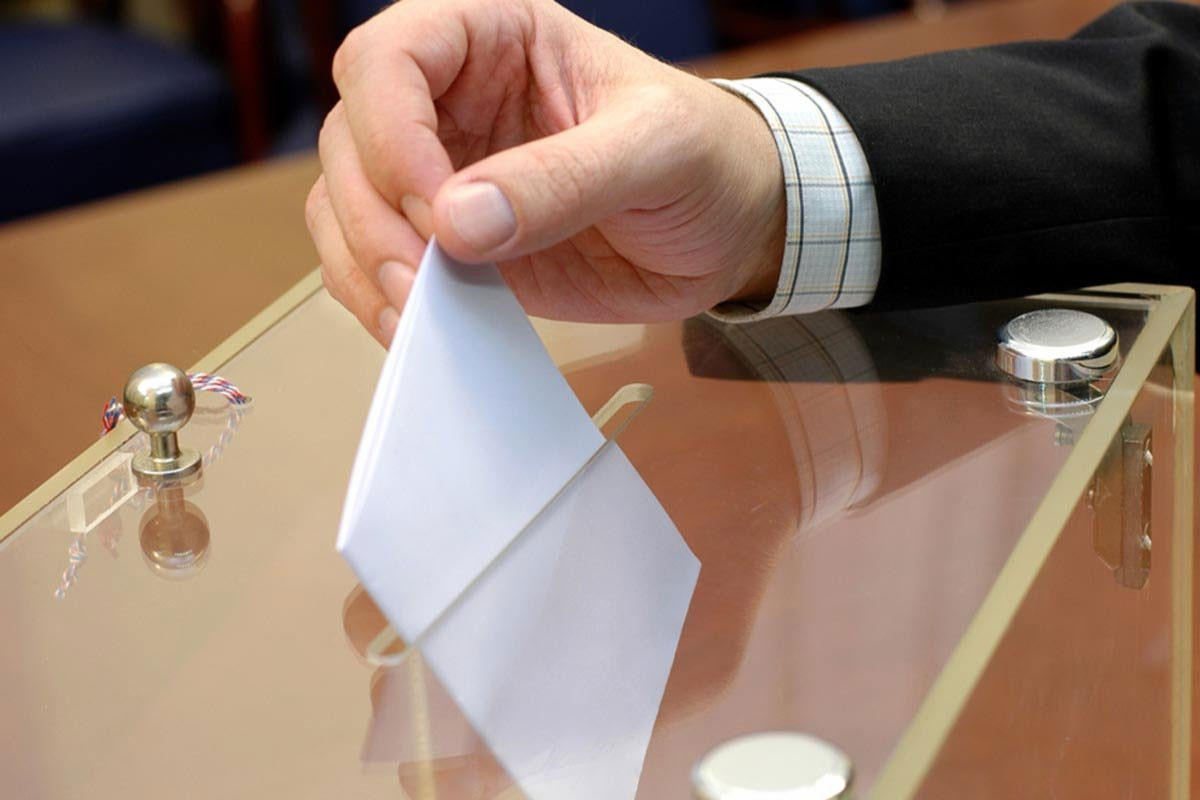 Azərbaycanda prezident seçkisinin tarixi açıqlandı