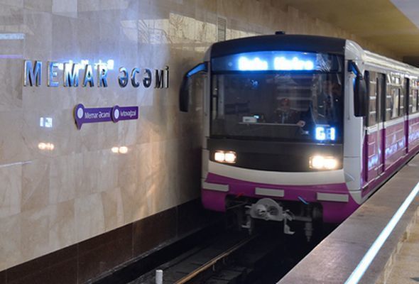 Bayram günü metro gecə 01:00-a qədər işləyəcək