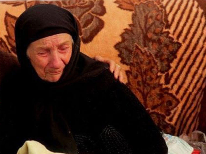 104 yaşlı çeçen qarını Kərbala adı ilə Gədəbəyə göndərdilər, küçədə tapıldı… - FOTO