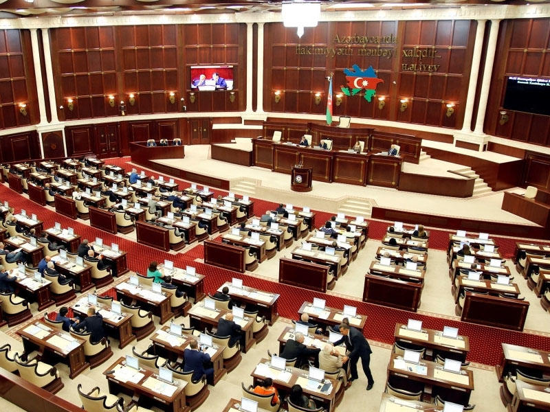 Deputatların maaşının artması barədə RƏSMİ AÇIQLAMA