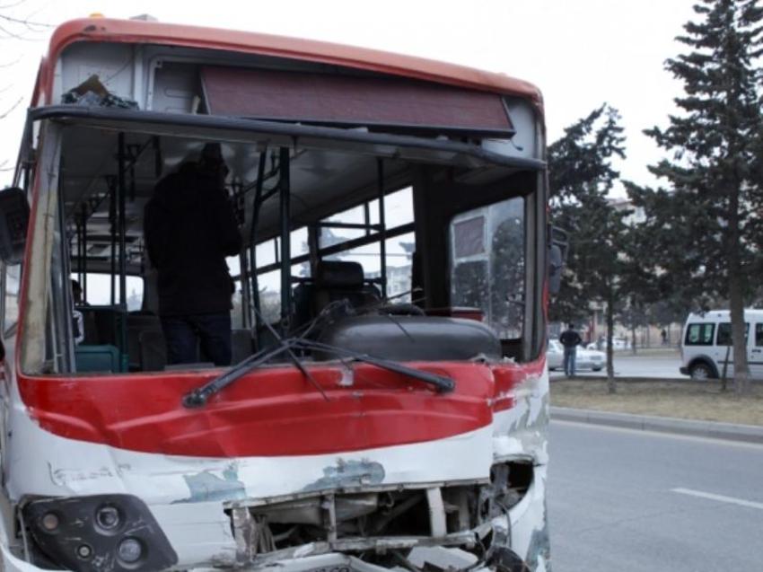 Qəza törədən 36 saylı marşrut bu məmurun imiş