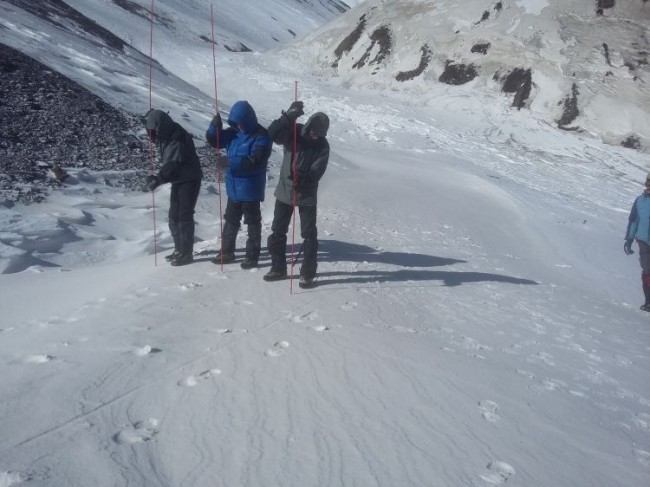 Alpinistlərin axtarışı davam edir - FHN