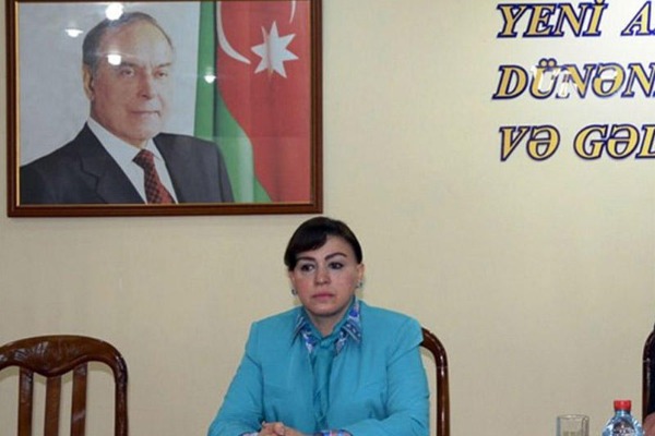 İcra başçısı müavinini işdən çıxardı - FOTO