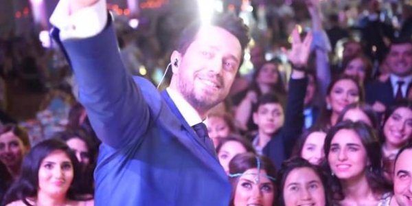 Azərbaycandan milyonlar aparan əcnəbi müğənnilər: Onlar da vergiyə cəlb olunurmu?