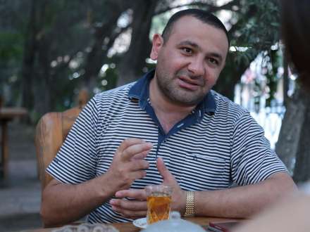 Aşıq Namiqə qarşı dələduzluq edənlərin məhkəməsi başlayır