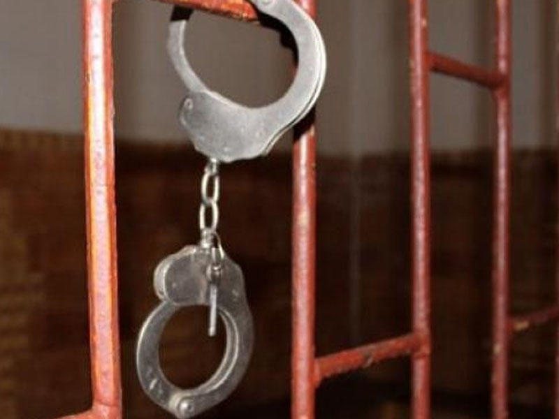 "Qoca"nın qaçmasına kömək edən qadının həbs müddəti uzadıldı