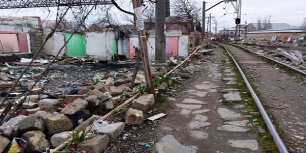 “Şanxay” sakinləri daha qatar səsi eşitməyəcək: söküntü sürətləndi