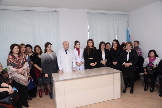 Nəsimi rayonunda tibbi müayinə uğurla davam etdirilir