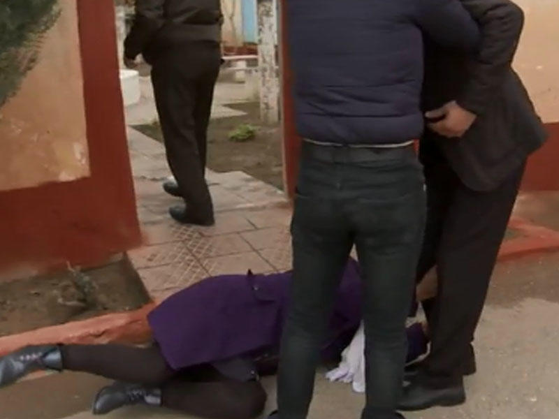 Başqa kişidən olan oğlunu 40 il sonra görün haradan tapdı - Azərbaycanda ailə dramı